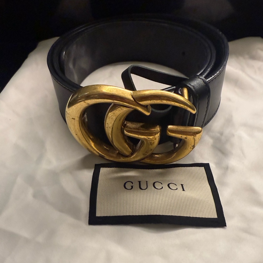 Gucci GG marmont black belt with gold buckle